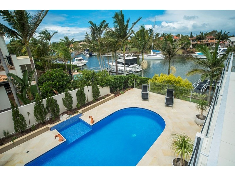 1094 Beechwood Drive, Hope Island QLD 4212