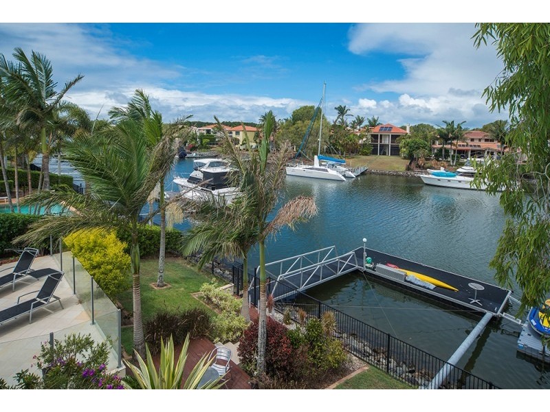 1094 Beechwood Drive, Hope Island QLD 4212