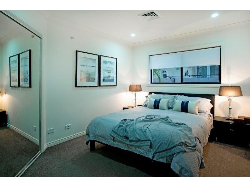 1092 Beechwood Drive, Hope Island QLD 4212