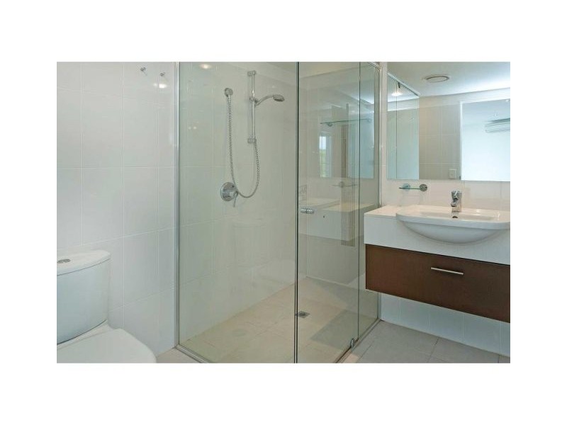 1201/2 Activa Way, Hope Island QLD 4212