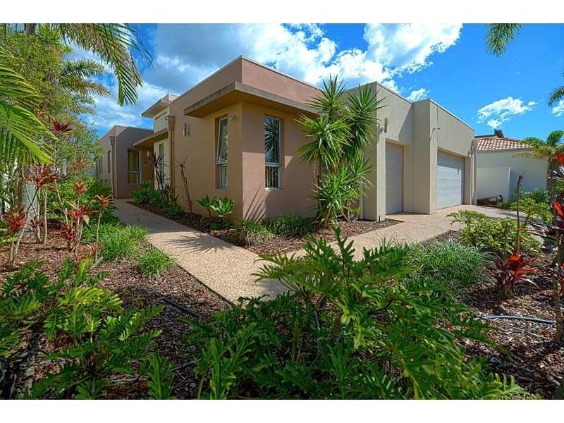 2804 Gracemere Circuit North, Hope Island QLD 4212