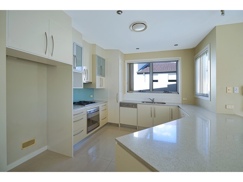 2804 Gracemere Circuit North, Hope Island QLD 4212