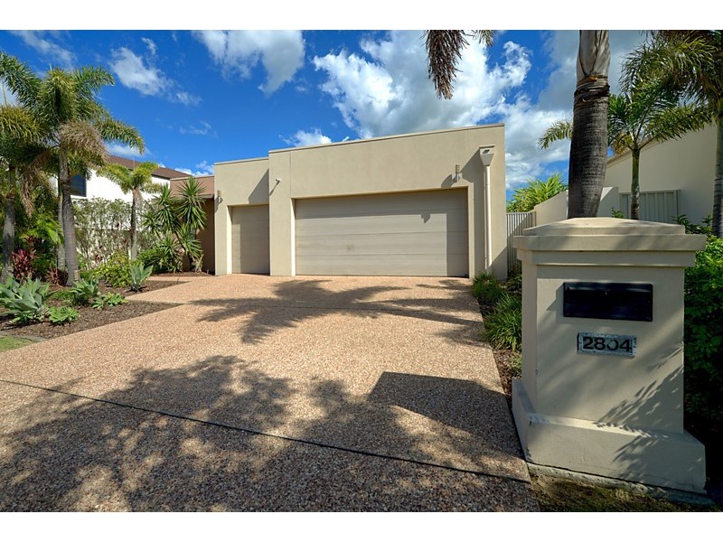 2804 Gracemere Circuit North, Hope Island QLD 4212