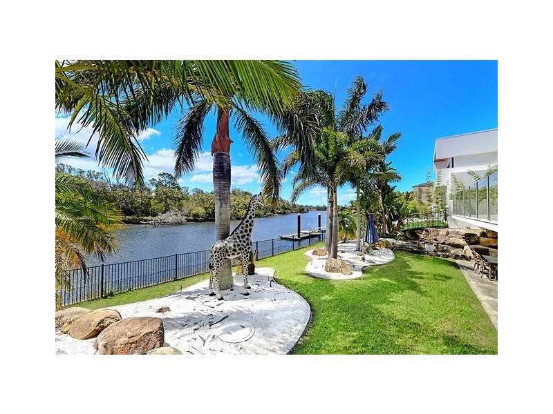 2519 Gracemere Circuit North, Hope Island QLD 4212