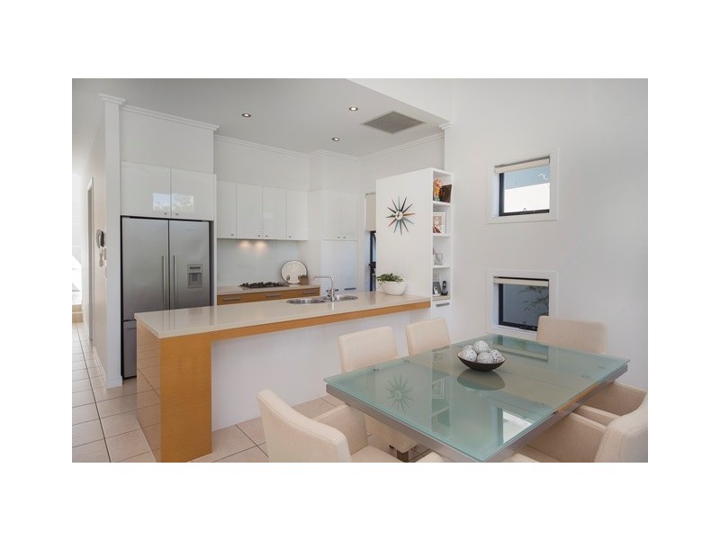 2813 Gracemere Circuit East, Hope Island QLD 4212