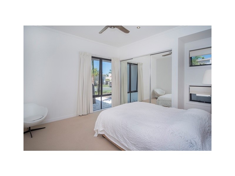 2813 Gracemere Circuit East, Hope Island QLD 4212