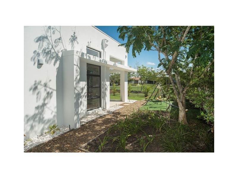 2813 Gracemere Circuit East, Hope Island QLD 4212