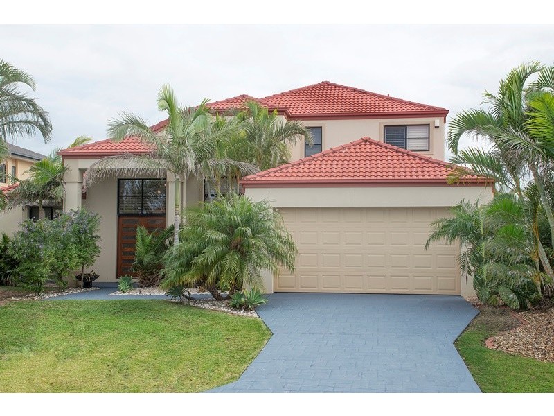 19 Calmwater Crescent, Helensvale QLD 4212