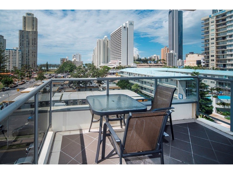 805/18 Cypress Avenue, Surfers Paradise QLD 4217