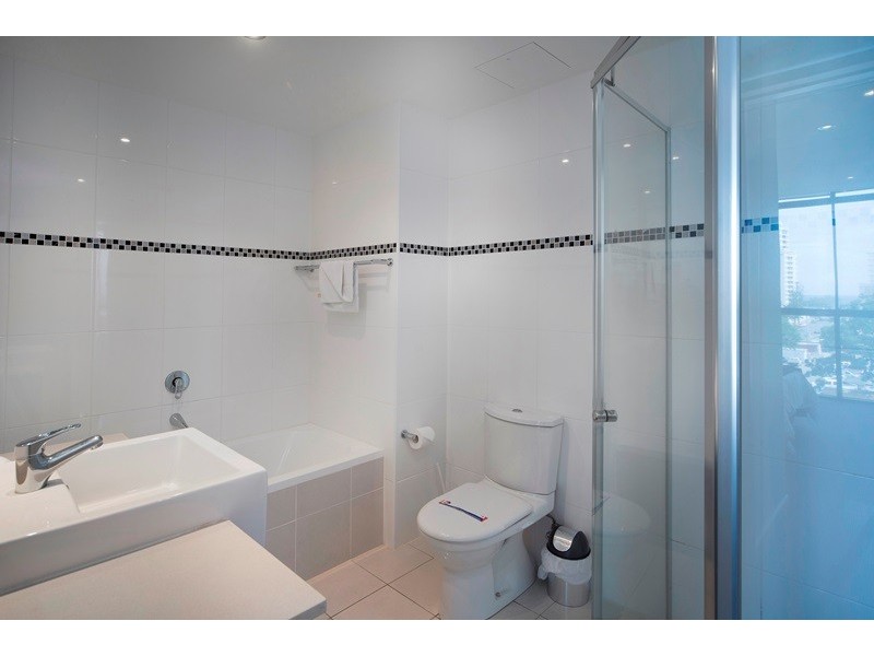 805/18 Cypress Avenue, Surfers Paradise QLD 4217