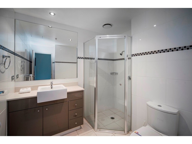 805/18 Cypress Avenue, Surfers Paradise QLD 4217