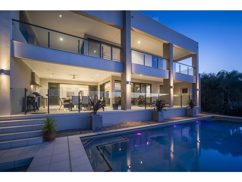 74 Southaven Drive, Helensvale QLD 4212