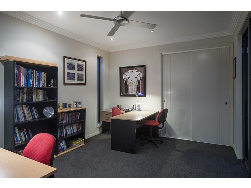 74 Southaven Drive, Helensvale QLD 4212