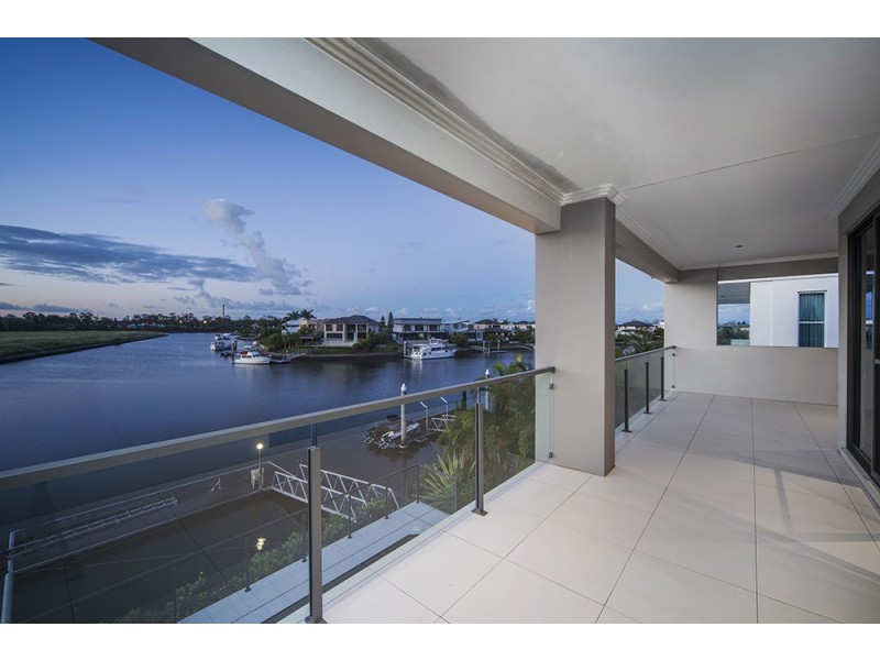 74 Southaven Drive, Helensvale QLD 4212