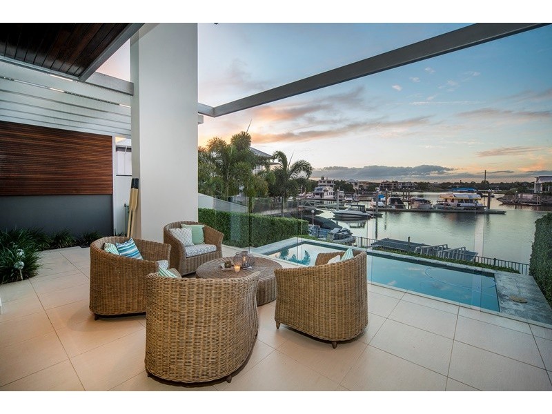 6 River Links Boulevard, Helensvale QLD 4212