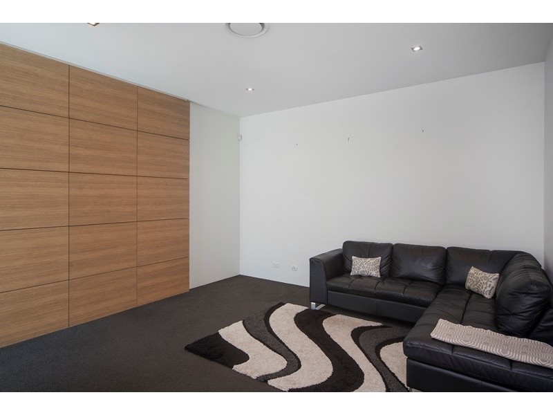 6 River Links Boulevard, Helensvale QLD 4212