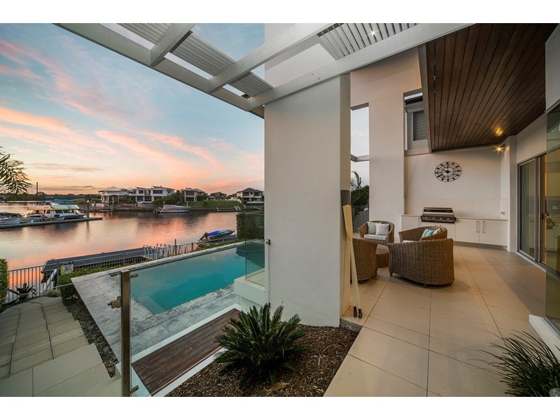 6 River Links Boulevard, Helensvale QLD 4212