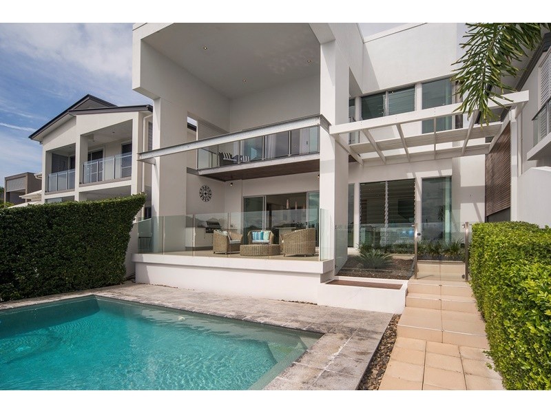 6 River Links Boulevard, Helensvale QLD 4212