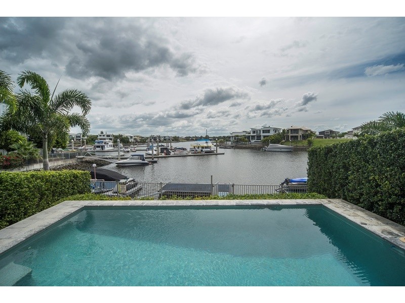 6 River Links Boulevard, Helensvale QLD 4212