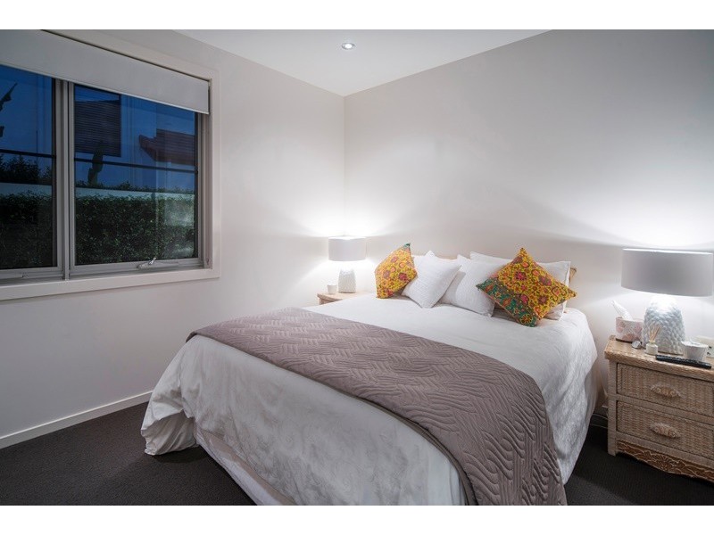 2307 Belmont Court East, Hope Island QLD 4212