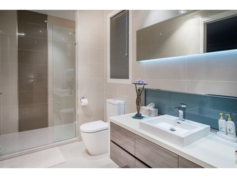 2307 Belmont Court East, Hope Island QLD 4212