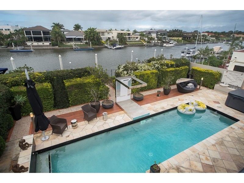 2318 Cressbrook Drive, Hope Island QLD 4212