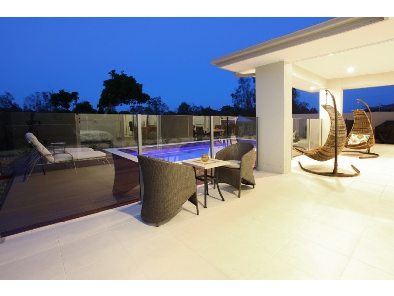 43 The Peninsula, Helensvale QLD 4212