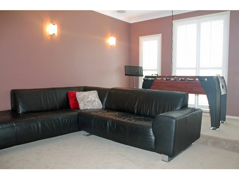 2801 Gracemere Circuit North, Hope Island QLD 4212