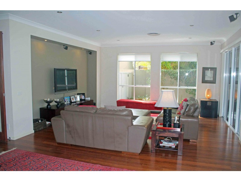 2801 Gracemere Circuit North, Hope Island QLD 4212