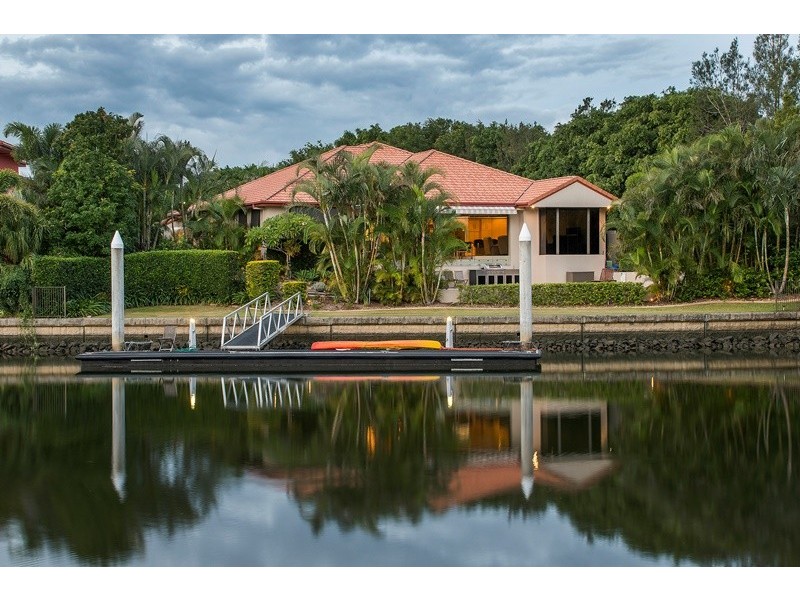 2101 Carlton Close, Hope Island QLD 4212