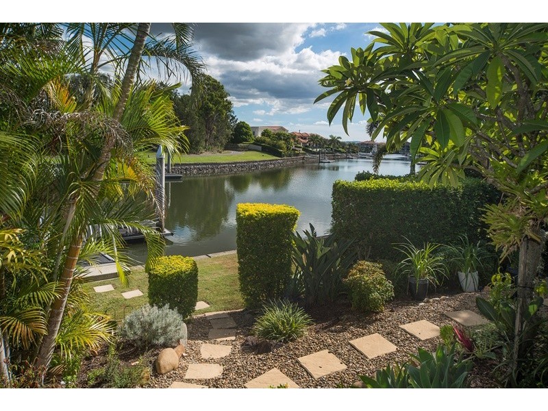 2101 Carlton Close, Hope Island QLD 4212