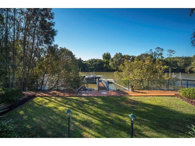 12 Saltwater Terrace, Helensvale QLD 4212