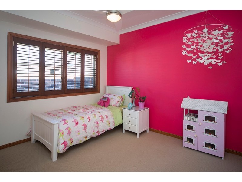 12 Saltwater Terrace, Helensvale QLD 4212