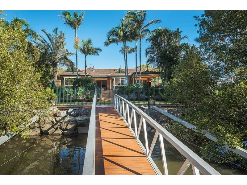 12 Saltwater Terrace, Helensvale QLD 4212