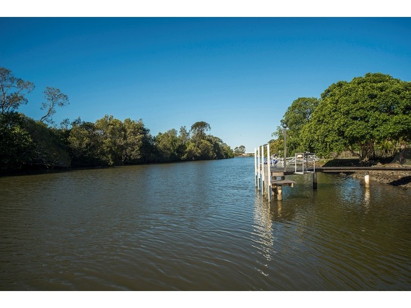 12 Saltwater Terrace, Helensvale QLD 4212