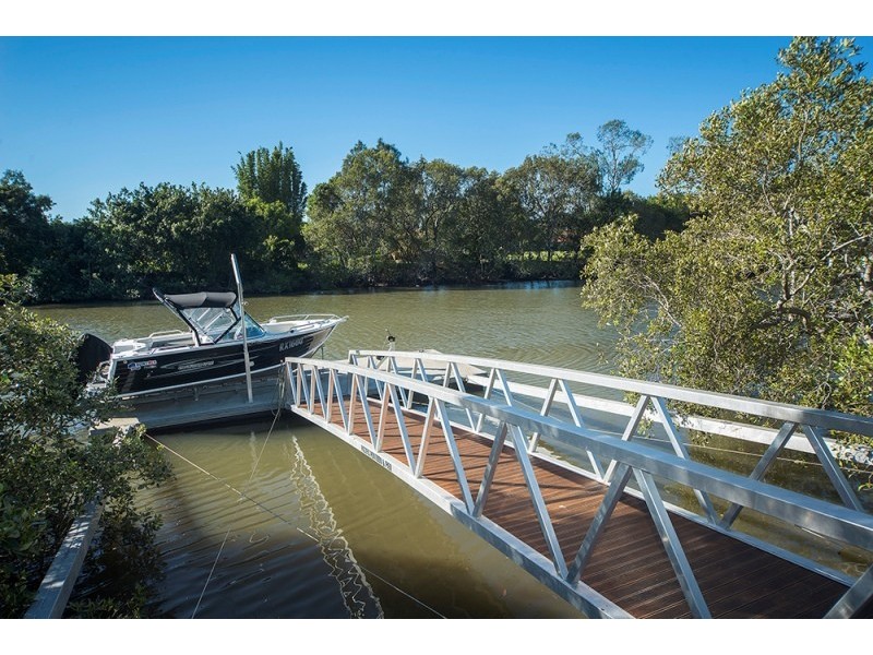 12 Saltwater Terrace, Helensvale QLD 4212