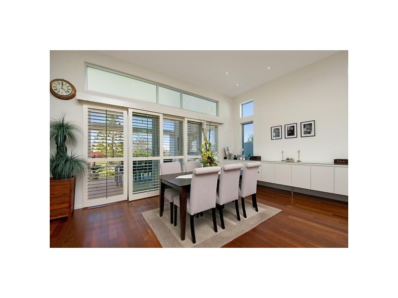 2532 Gracemere Circuit West, Hope Island QLD 4212