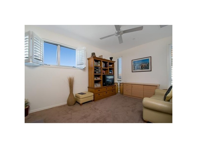 2532 Gracemere Circuit West, Hope Island QLD 4212