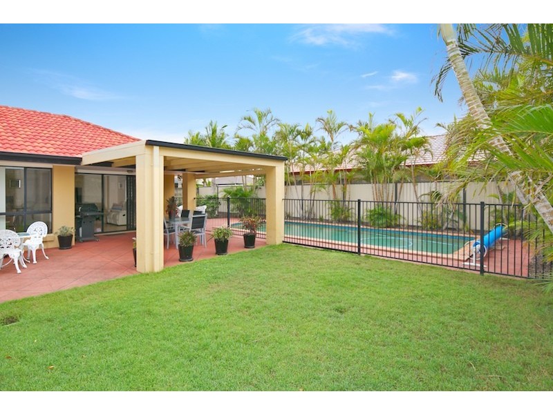 4 Grande Entrance, Monterey Keys QLD 4212