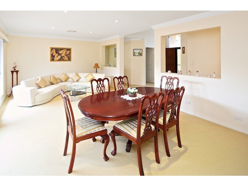 4 Grande Entrance, Monterey Keys QLD 4212