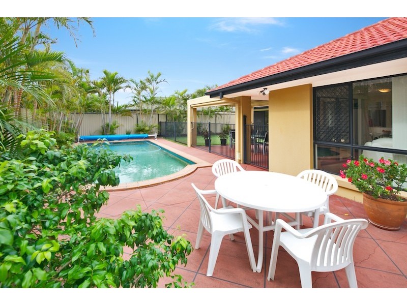 4 Grande Entrance, Monterey Keys QLD 4212