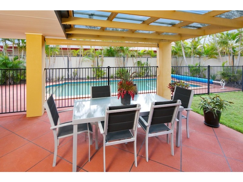 4 Grande Entrance, Monterey Keys QLD 4212