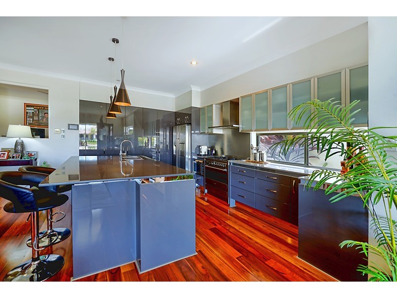 53 Compass Drive, Biggera Waters QLD 4216