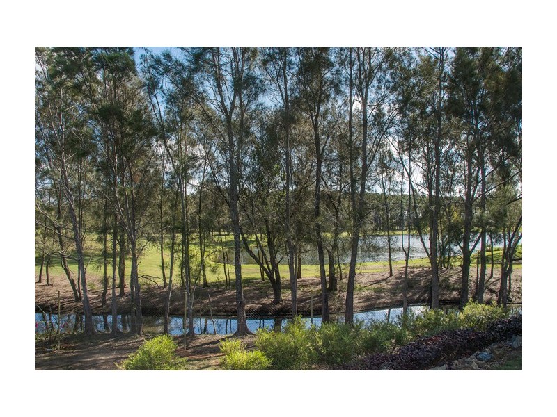40/19 Santa Barbara Road, Hope Island QLD 4212