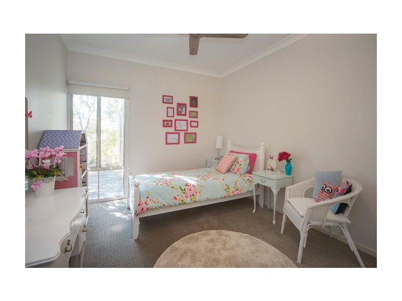 6001 The Lakes Drive, Hope Island QLD 4212