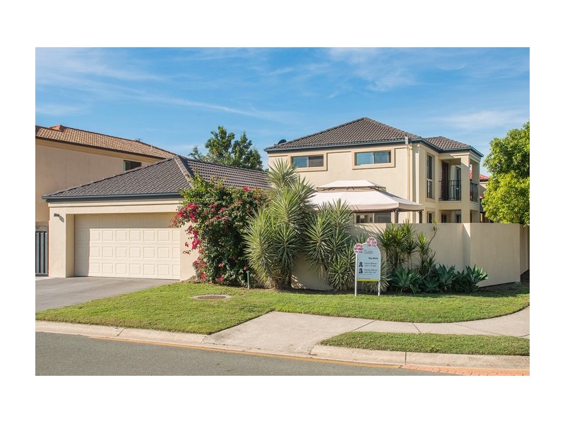 2 Ken Crescent Monterey Keys, Helensvale QLD 4212