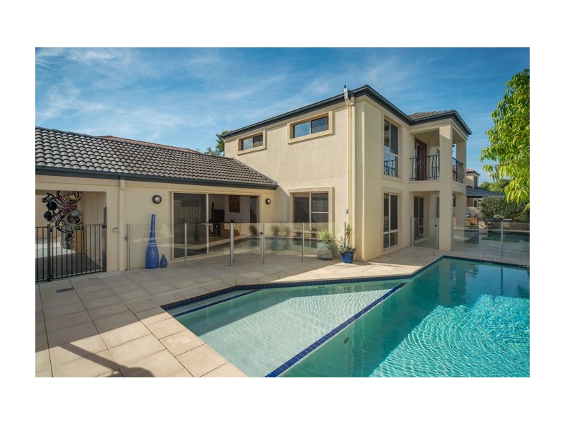2 Ken Crescent Monterey Keys, Helensvale QLD 4212