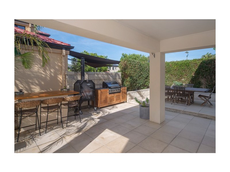 2 Ken Crescent Monterey Keys, Helensvale QLD 4212