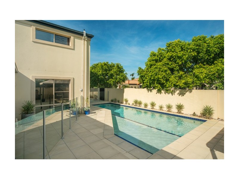 2 Ken Crescent Monterey Keys, Helensvale QLD 4212