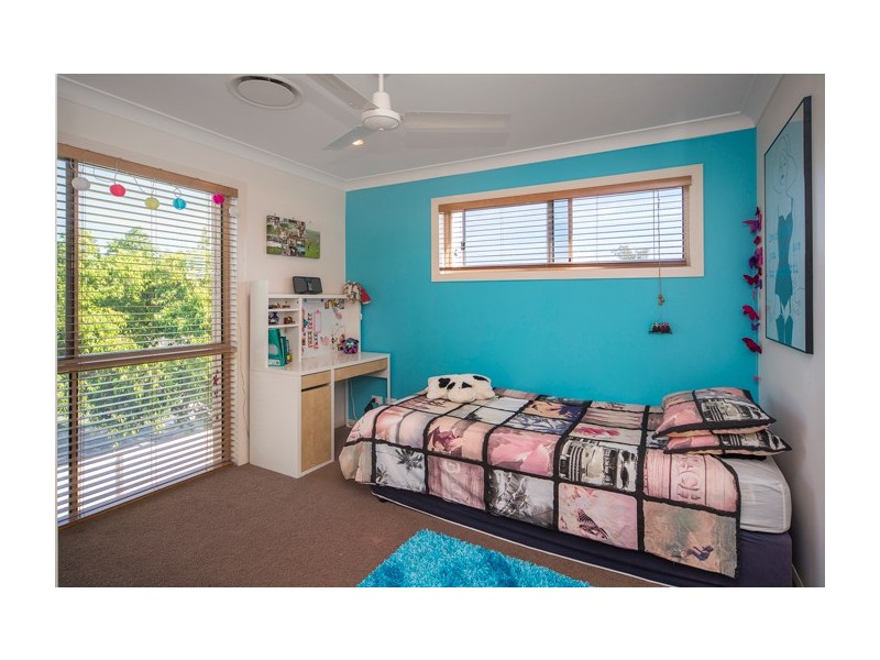2 Ken Crescent Monterey Keys, Helensvale QLD 4212